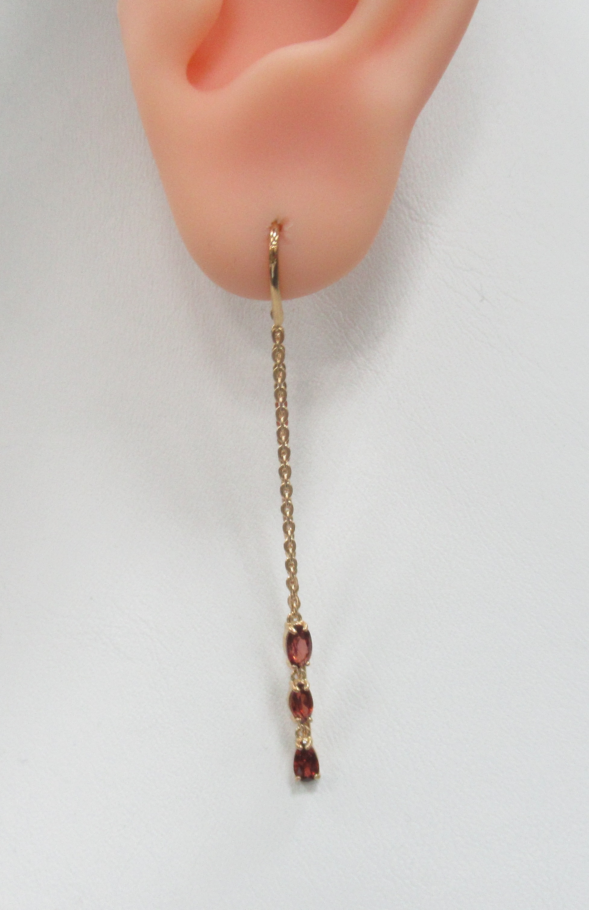 Серебряные серьги-протяжки с гранатами Мозамбик